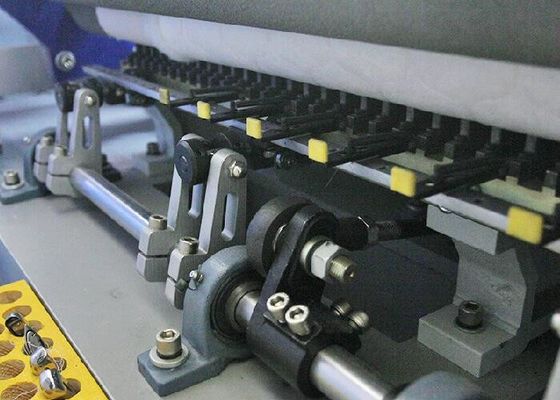 آلة صنع البطانية متعددة الإبرة 1000r / min 96 بوصة متعددة الإبرة